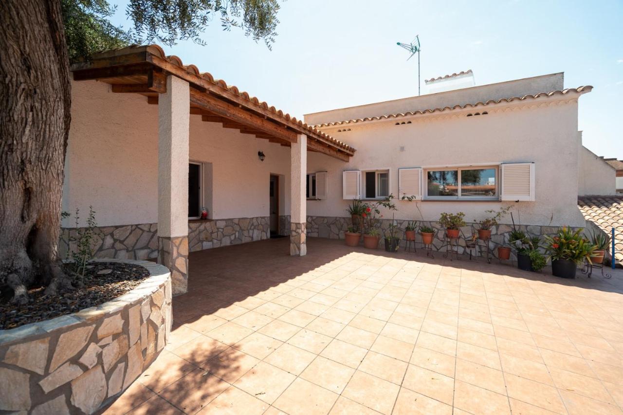 Villa Auba Lloret Lloret de Mar Exterior foto